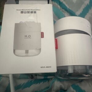 Portable H2O Snow Mountain Humidifier - White